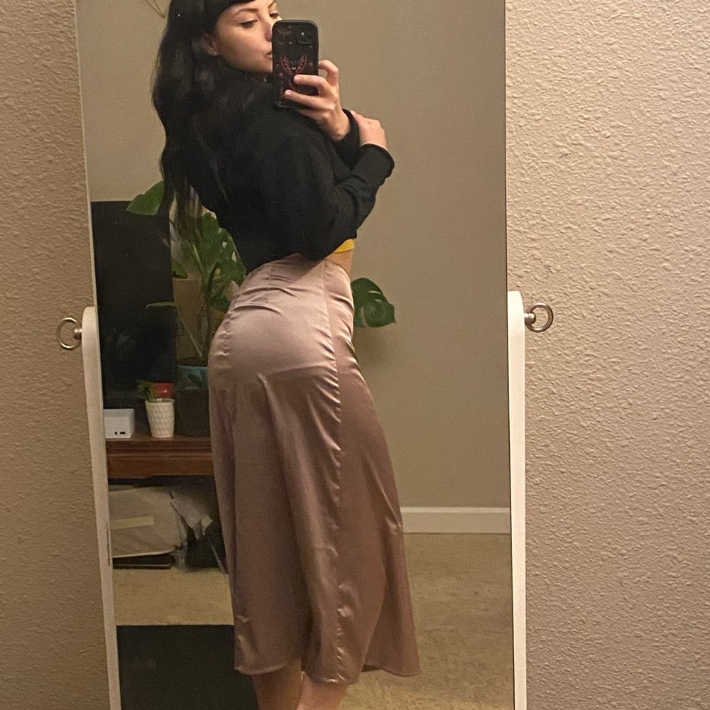 Dusted rose pink silk skirt
